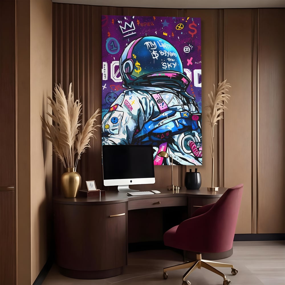 Tablou canvas cu tablou canvas cu astronaut graffiti, fara rama, pe sasiu de lemn, pe perete intr-un birou